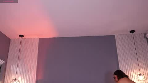 Snapshot of valerynova chatting on 04/24/26, 11:01 Carla online show from 04/24/26, 11:01