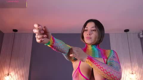 Snapshot of valerynova chatting on 06/04/26, 11:05 Carla online show from 06/04/26, 11:05