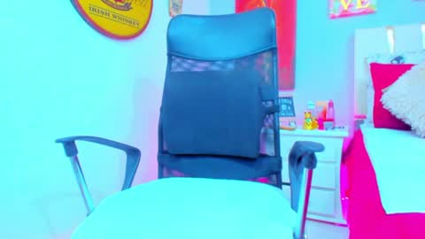 Snapshot of valerysex4u chatting on 07/09/26, 01:59 Valery online show from 07/09/26, 01:59