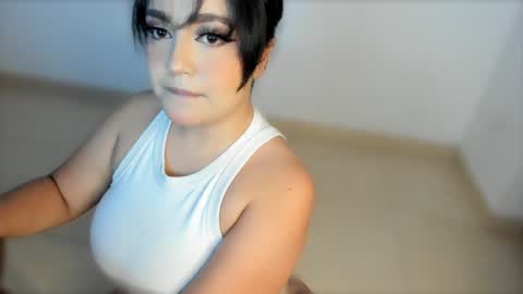 Valery Soto online show from 12/19/24, 02:12