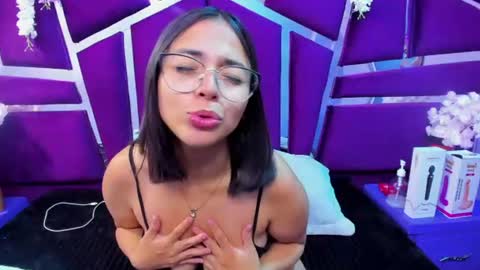 Snapshot of valerysweety__ chatting on 06/13/26, 03:04 ValerySweety online show from 06/13/26, 03:04