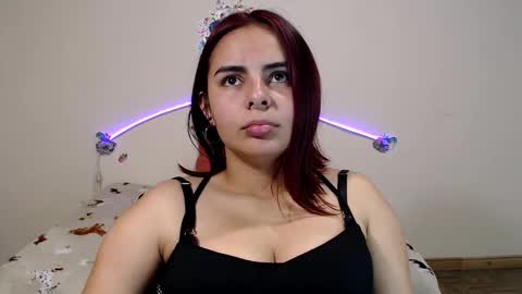 Angelyxs online show from 11/07/25, 08:20