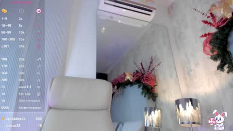 VALERY STONE  online show from 12/02/24, 02:20