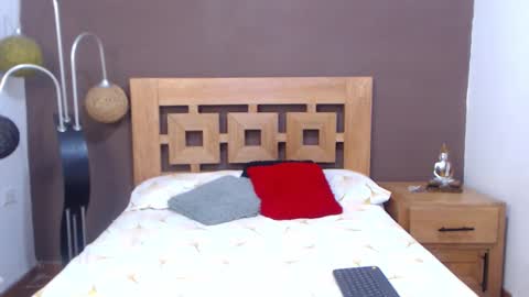 Sofia online show from 10/30/25, 11:16