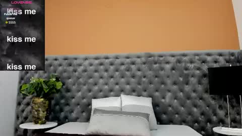 Sofia online show from 06/15/26, 10:12