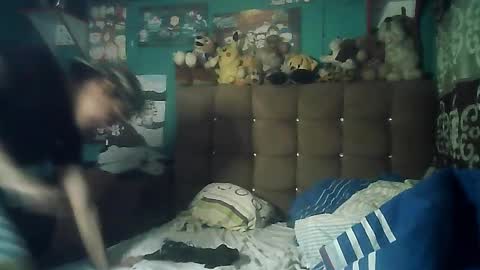 Valesh19 online show from 11/16/25, 11:54