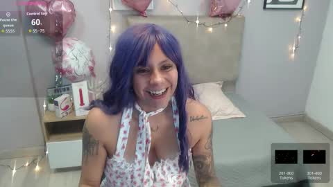 Snapshot of valevicious chatting on 11/11/25, 07:25 valevicious online show from 11/11/25, 07:25