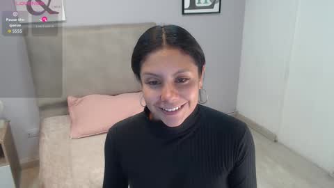 Snapshot of valevicious chatting on 11/28/25, 07:49 valevicious online show from 11/28/25, 07:49