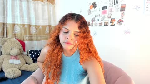 Snapshot of valientegirl_ chatting on 01/18/25, 06:34 VALIENTE  online show from 01/18/25, 06:34