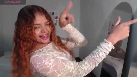 VALIENTE  online show from 11/29/25, 03:42