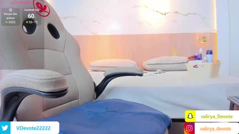  VALIRYA  online show from 10/08/25, 03:37