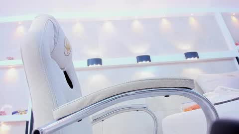  VALIRYA  online show from 11/25/25, 10:37