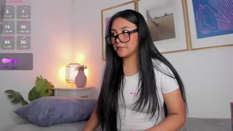 Snapshot of valka_collins chatting on 06/04/26, 07:42 Valka online show from 06/04/26, 07:42