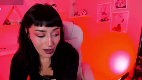 Valkiria online show from 11/19/25, 05:07