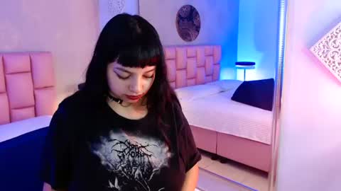   online show from 07/24/26, 03:43