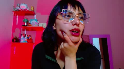 valkiry_ online show from 12/15/25, 01:21