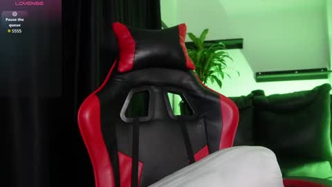 Snapshot of valkyria12 chatting on 09/25/25, 08:45 Valkyria online show from 09/25/25, 08:45