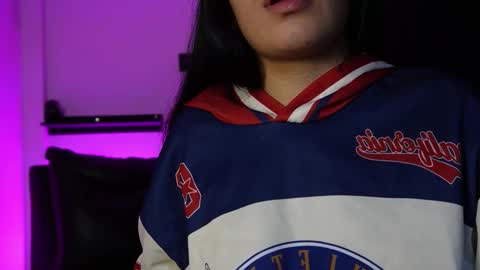 Snapshot of valkyria12 chatting on 10/12/25, 11:59 Valkyria online show from 10/12/25, 11:59