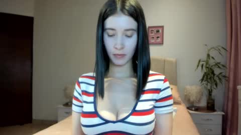 Macarena online show from 12/03/25, 03:58