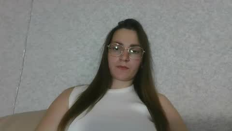 Snapshot of valleria21 chatting on 05/30/26, 07:00 valleria21 online show from 05/30/26, 07:00