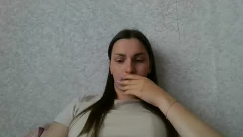 Snapshot of valleria21 chatting on 06/15/26, 01:24 valleria21 online show from 06/15/26, 01:24