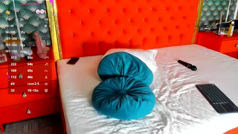 Valerie Val V online show from 11/27/25, 03:08