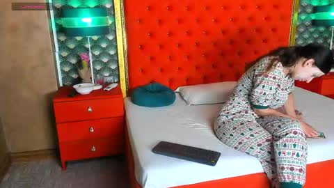 Valerie Val V online show from 05/12/26, 10:34