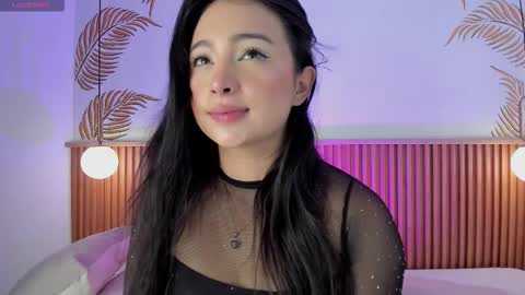 Snapshot of valleriie_ chatting on 03/22/26, 04:43 valleriie_ online show from 03/22/26, 04:43