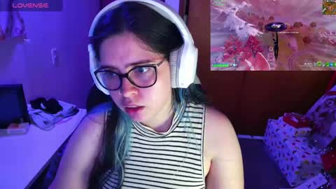 Im Violet online show from 12/12/24, 06:14