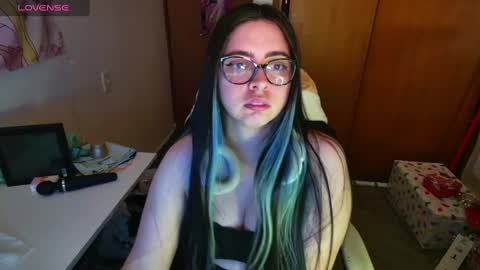 Im Violet online show from 12/20/24, 12:08