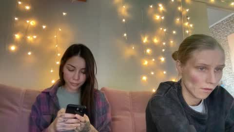 Little Devil online show from 09/21/25, 12:51