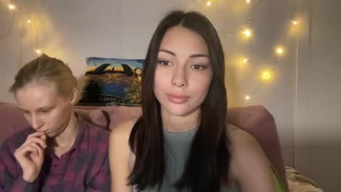 Little Devil online show from 09/30/25, 01:49