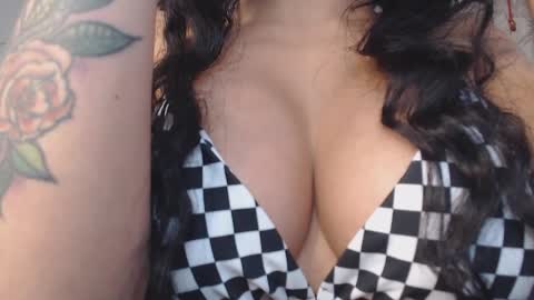 valquiria_sirgun online show from 12/27/24, 12:34