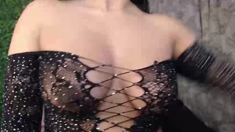 Snapshot of valquiria_sirgun chatting on 11/27/25, 09:55 valquiria_sirgun online show from 11/27/25, 09:55