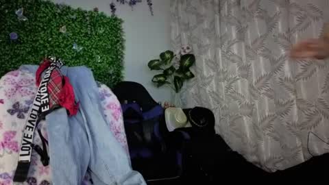 Snapshot of valquiria_sirgun chatting on 07/22/26, 09:23 valquiria_sirgun online show from 07/22/26, 09:23