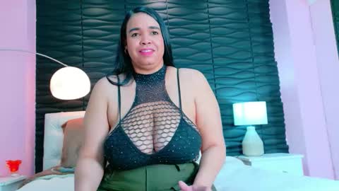 Snapshot of valrery_roussex chatting on 11/04/25, 05:34 Valery online show from 11/04/25, 05:34