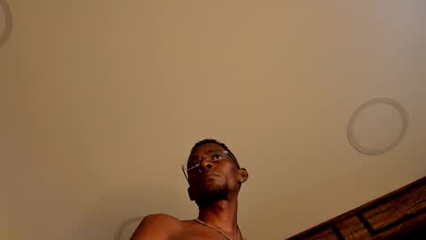 valtorkane online show from 10/18/25, 11:44