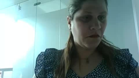 Snapshot of valu2208 chatting on 09/24/25, 08:56 valu2208 online show from 09/24/25, 08:56