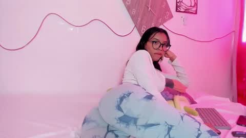 valeria online show from 09/17/25, 02:41