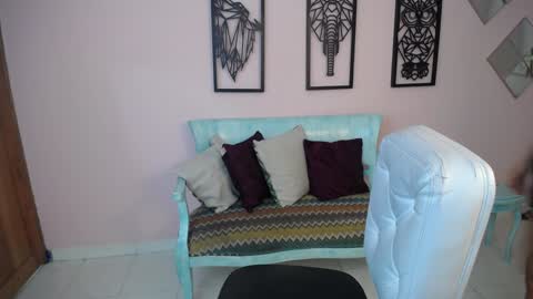 Snapshot of valya_russi chatting on 01/27/25, 12:26 Isabella online show from 01/27/25, 12:26