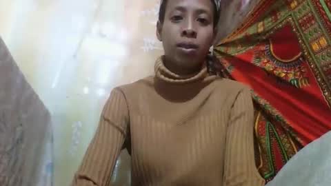 Snapshot of valysexyhot chatting on 03/13/26, 04:19 valysexyhot online show from 03/13/26, 04:19
