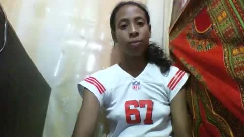 Snapshot of valysexyhot chatting on 03/17/26, 08:39 valysexyhot online show from 03/17/26, 08:39