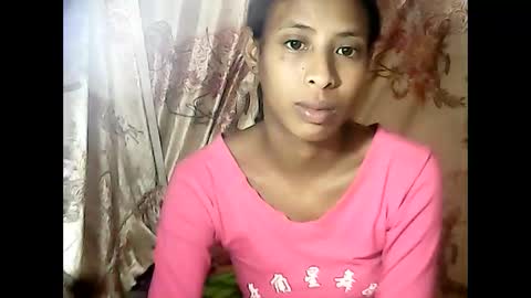 Snapshot of valysexyhot chatting on 05/13/26, 08:34 valysexyhot online show from 05/13/26, 08:34