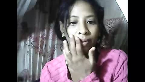 Snapshot of valysexyhot chatting on 05/30/26, 02:30 valysexyhot online show from 05/30/26, 02:30