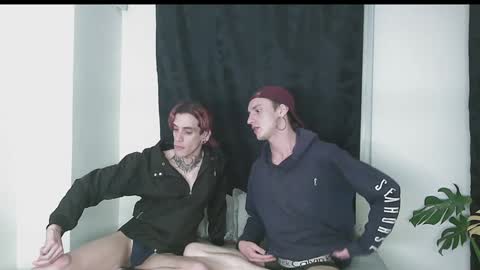 Snapshot of vamp_noah chatting on 12/18/24, 04:53 Vamp Noah and Dan online show from 12/18/24, 04:53