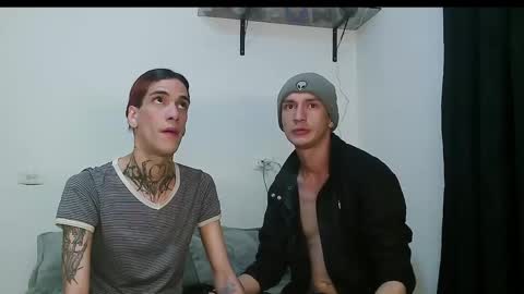 Snapshot of vamp_noah chatting on 02/28/25, 04:10 Vamp Noah and Dan online show from 02/28/25, 04:10