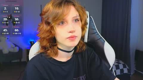 Snapshot of vampi_queen chatting on 07/04/26, 06:14 Vampi online show from 07/04/26, 06:14