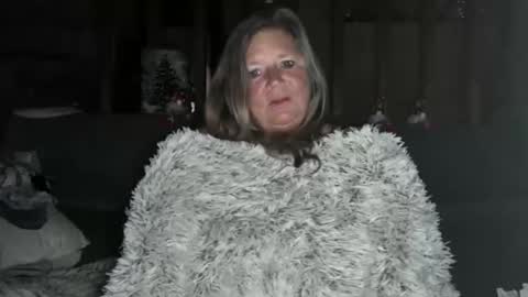 vampwoman online show from 12/10/24, 05:00