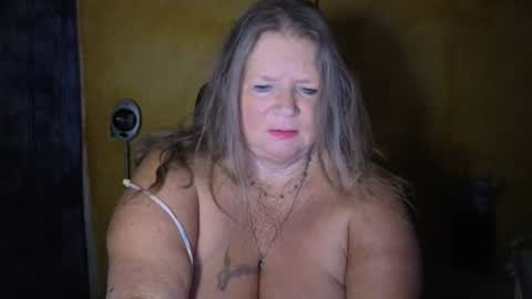vampwoman online show from 07/07/26, 05:10