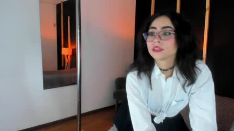 vampy_dolll online show from 12/22/24, 04:06